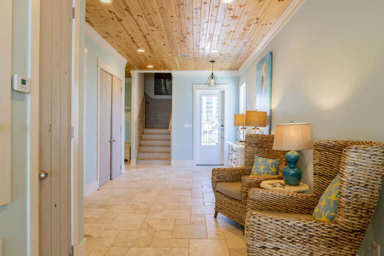 castle in the sand east entry foyer