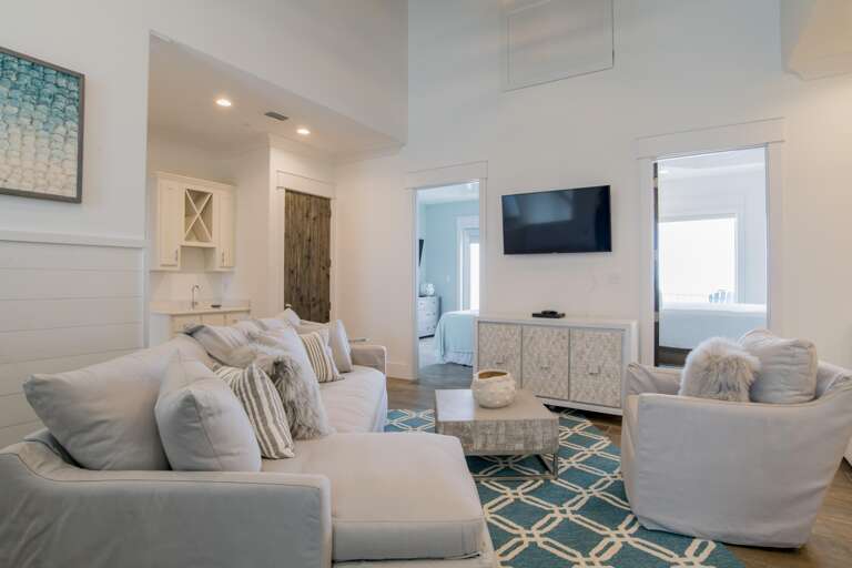 3rd Floor Den w/ 18 ft Vaulted Ceiling.