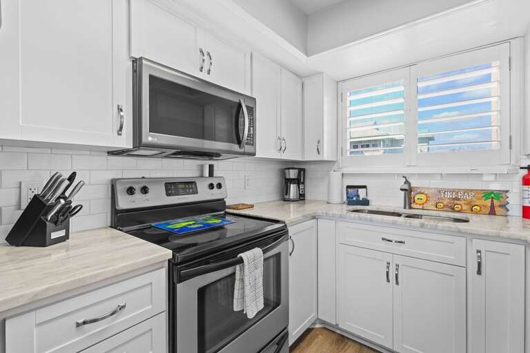 Newly renovated and ready for you! Our kitchen boasts a breakfast bar for added convenience and style.