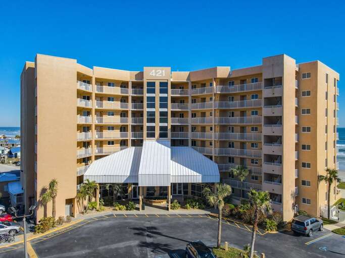 Oceania Plaza entrance to building.