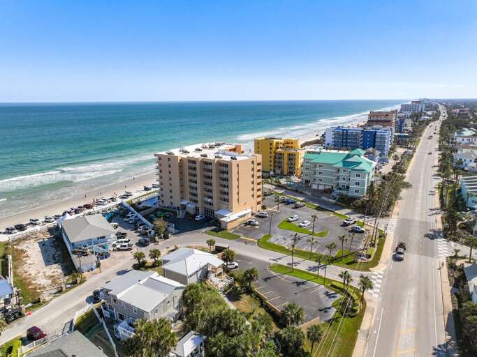 Surrounding buildings and views of Oceania Beach club