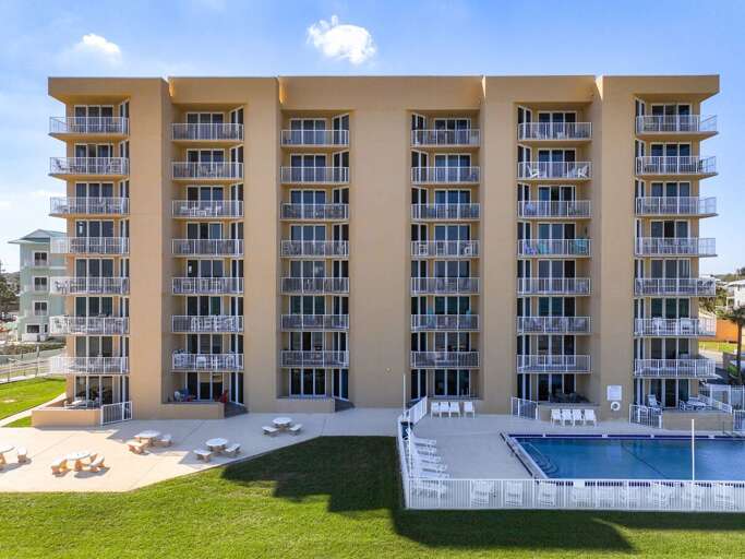 Beach view of Oceania.