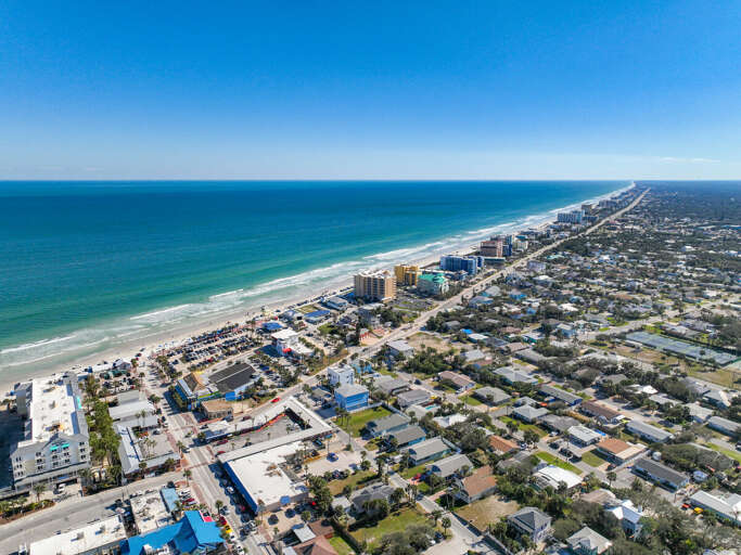 Views of New Smyrna Beach. Views of New Smyrna Beach.