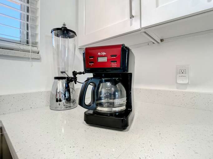 Full size coffee maker. Full size coffee maker.