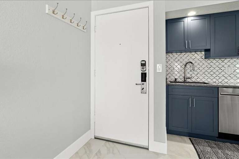 Coconut Palms Beach Resort 4512