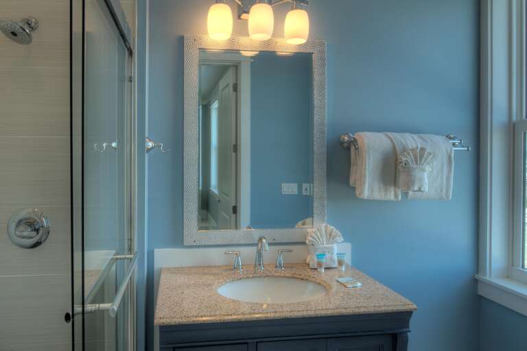 Bedroom 5 - Private Bathroom