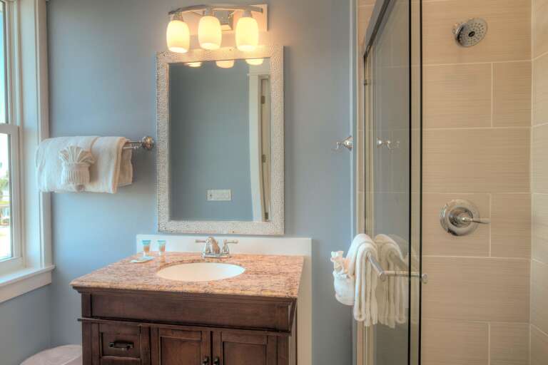 Bedroom 6 - Private Bath