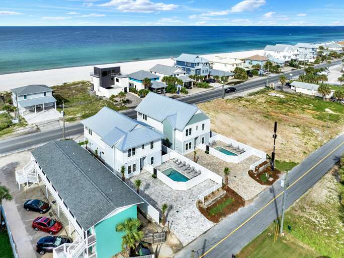 Spacious coastal retreat with private pool and ocean views Spacious coastal retreat with private pool and ocean views