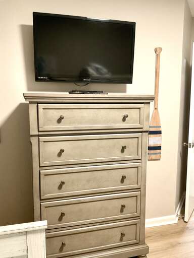 Bunk room Entertainment