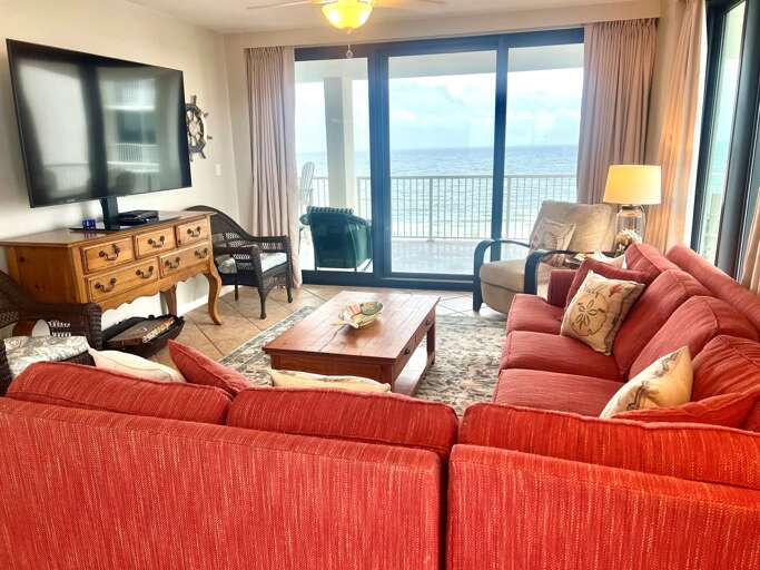 Living room has a seat for everyone. 