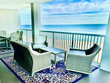 Idyllic balcony views!