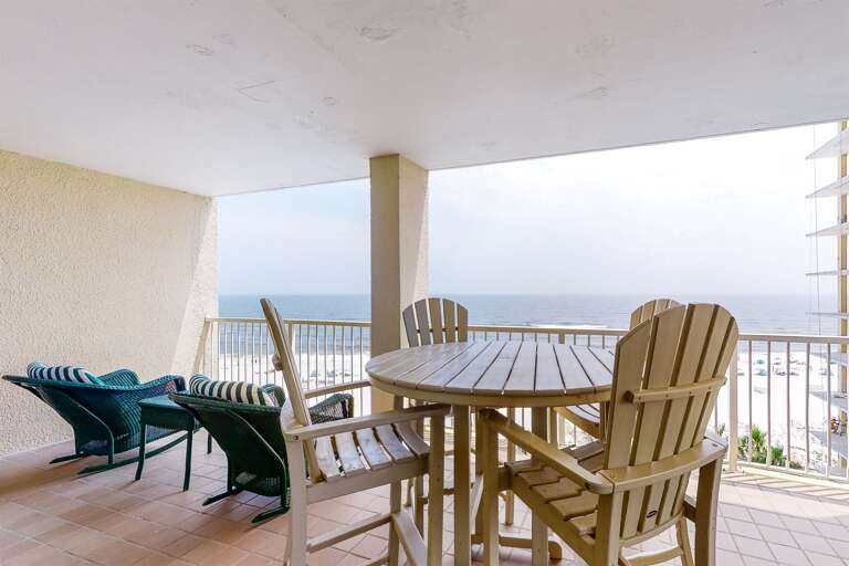 Several seating choices!