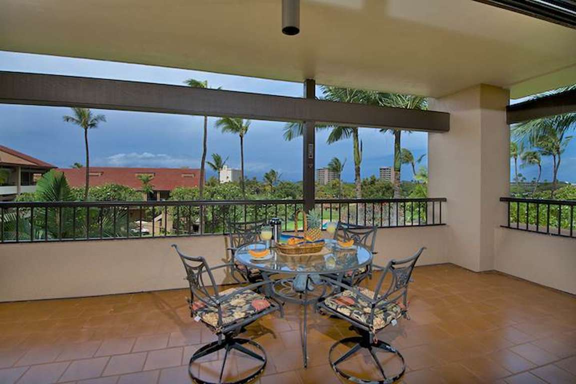 KAANAPALI ROYAL H-202