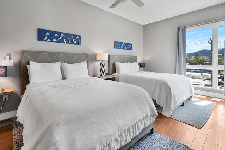 Copy of 45 Asheland Unit 307-124.jpg