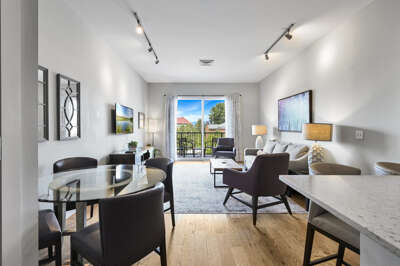 45 Asheland Unit 403-201.jpg