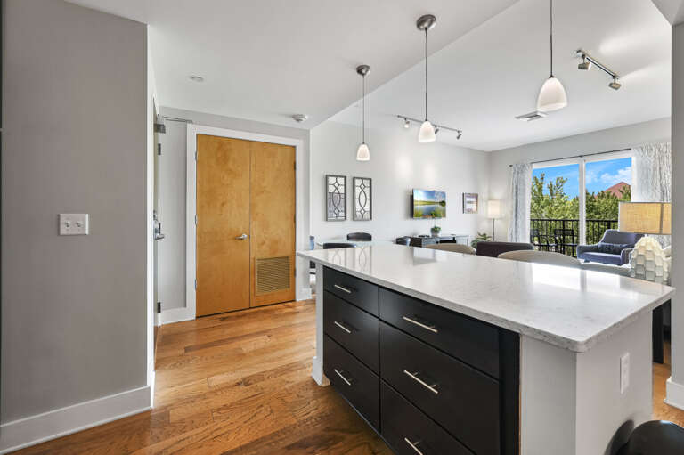 45 Asheland Unit 403-211.jpg