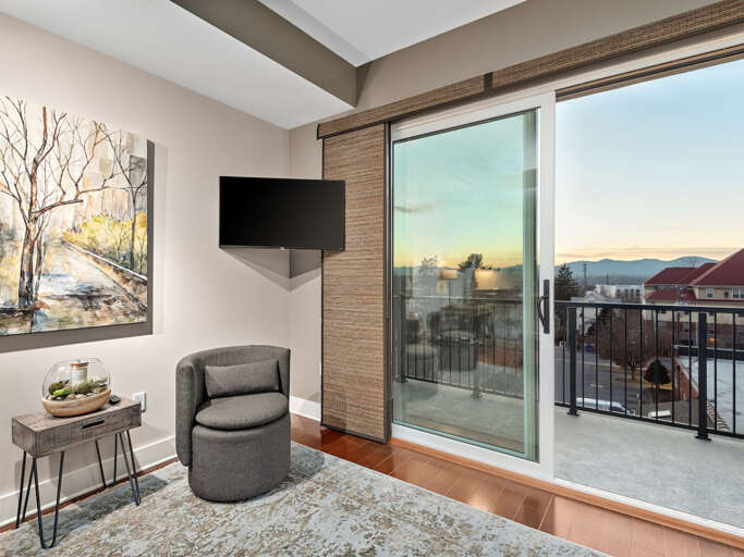 Sliders to sunny deck off the living room. Watch amazing sunsets over the mountains.