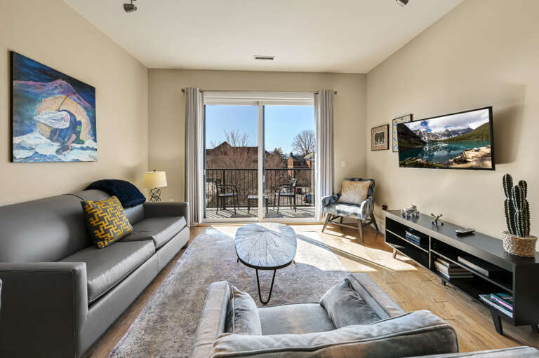 45 Asheland Unit 402 - Interior-106.jpg