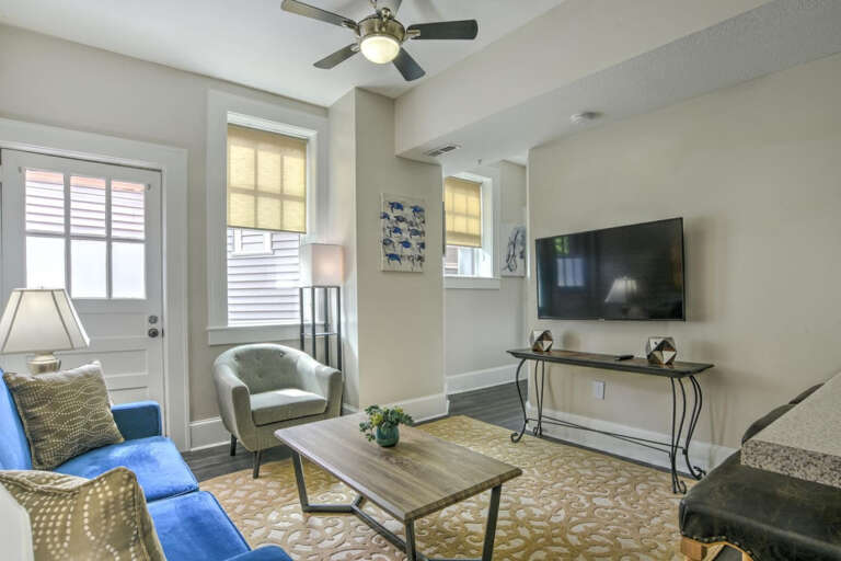 Charming Condo 2 in Historic King James Charming Condo 2 in Historic King James