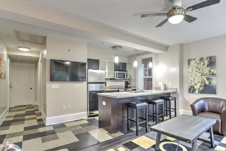 Charming Condo 10 in Historic King James Charming Condo 10 in Historic King James