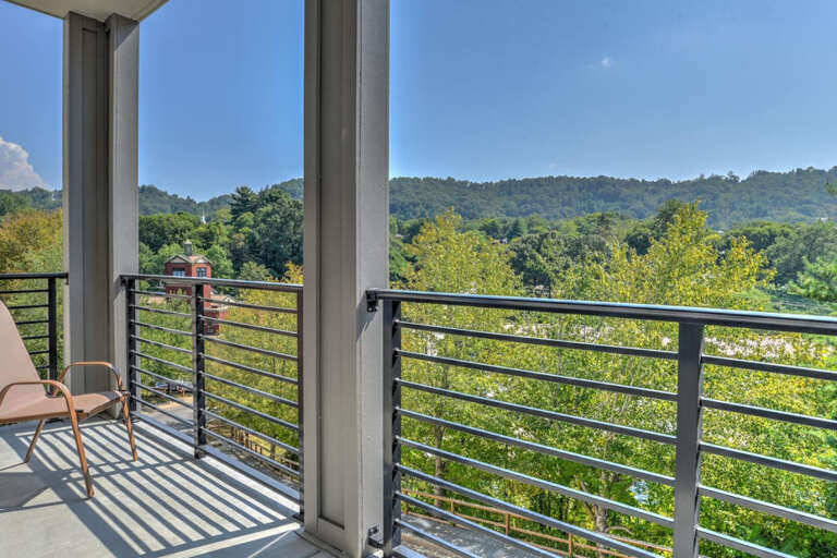 Wrap-around deck with stunning mountain views Wrap-around deck with stunning mountain views