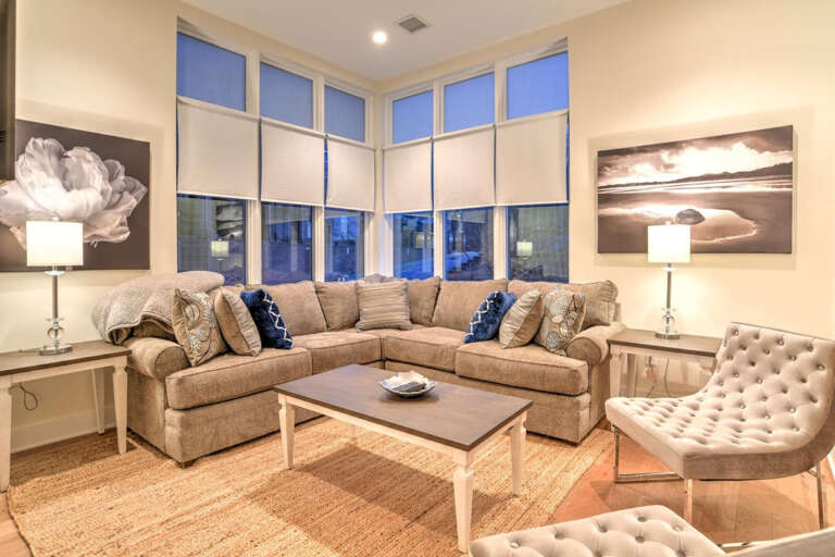 Downtown Townhome with Private Elevator Downtown Townhome with Private Elevator