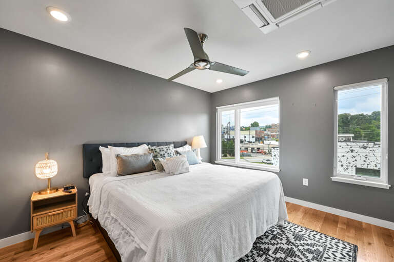 245 Short Coxe Unit 245-124.jpg