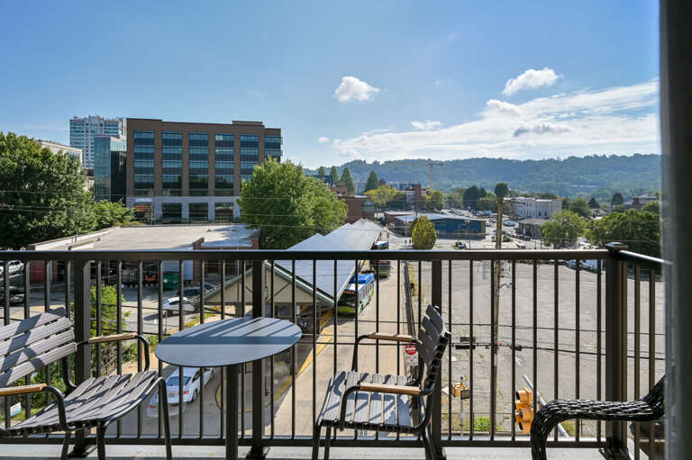 45 Ashland #405-119.jpg