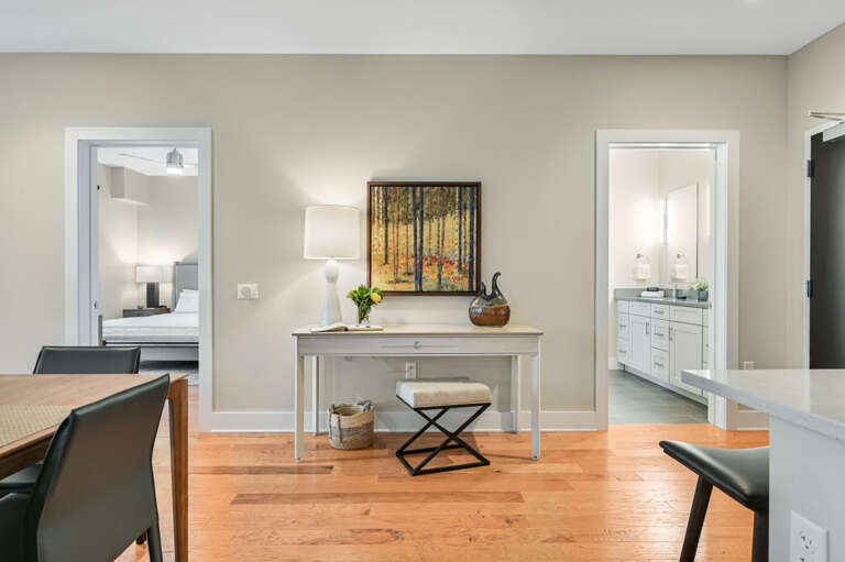 145 Biltmore Unit 400-123.jpg