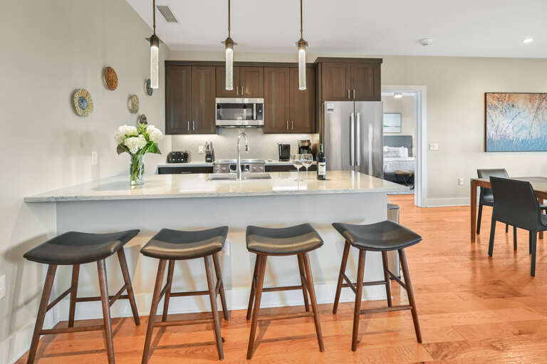 145 Biltmore Unit 400-102.jpg