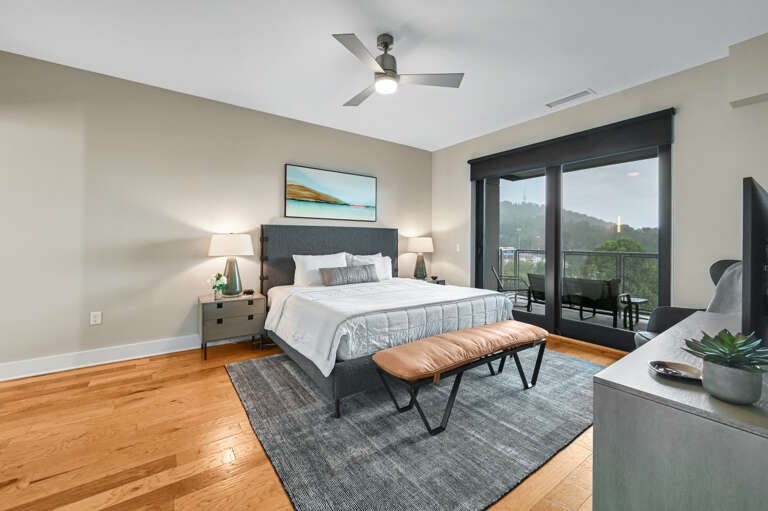 145 Biltmore Unit 400-110.jpg