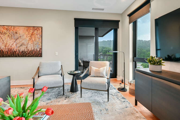 145 Biltmore Unit 400-108.jpg