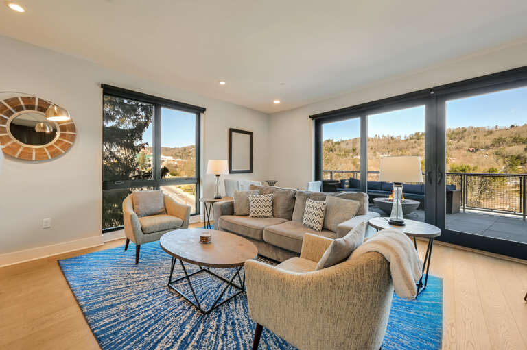 145 Biltmore Unit 504-1.jpg 145 Biltmore Unit 504-1.jpg