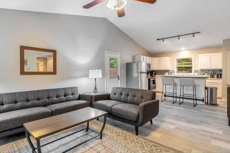 Pets Welcome at this Hot Tub Three Bedroom Pets Welcome at this Hot Tub Three Bedroom