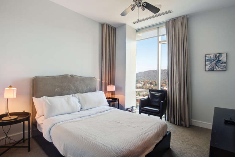 199 Haywood St Unit 1103-large-030-037-Bedroom101-1498x1000-72dpi.jpg