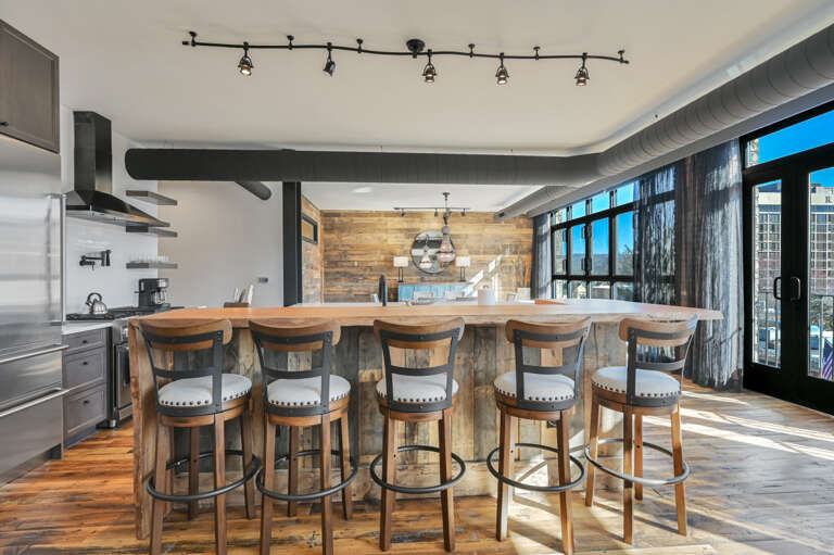 17 N Market #303-113.jpg