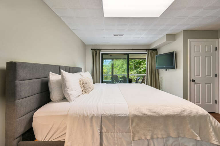 274 Ridge Rd Interior-114.jpg