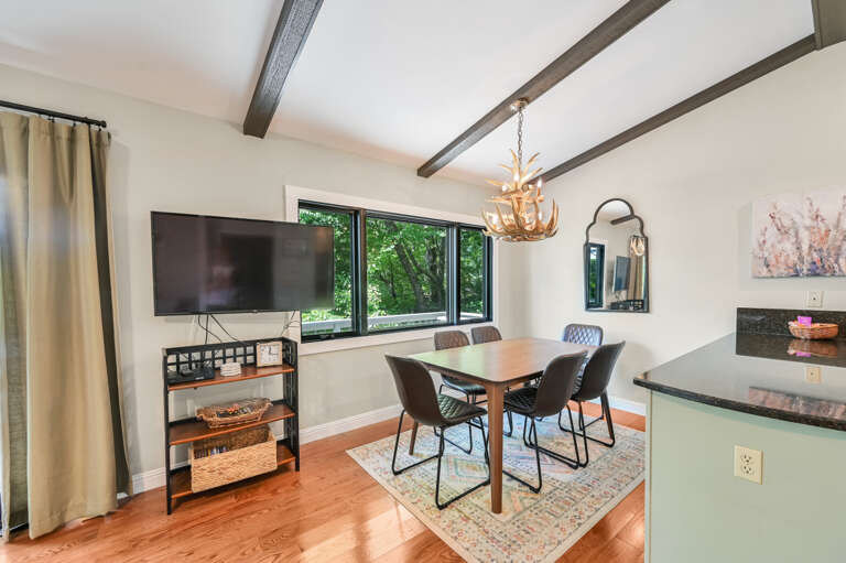 274 Ridge Rd Interior-104.jpg