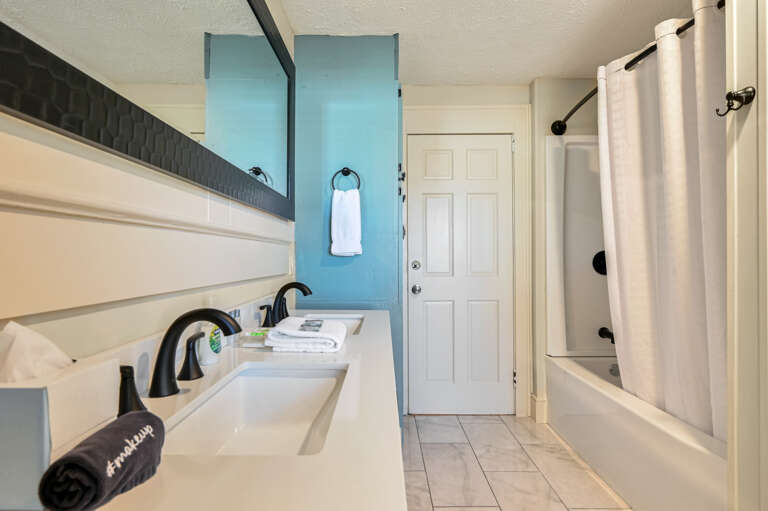 191 Merrimon Ave - Interior-117.jpg