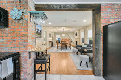 191 Merrimon Ave - Interior-131.jpg 191 Merrimon Ave - Interior-131.jpg