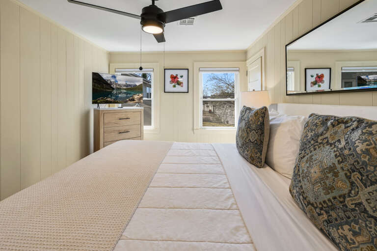 191 Merrimon Ave - Interior-143.jpg