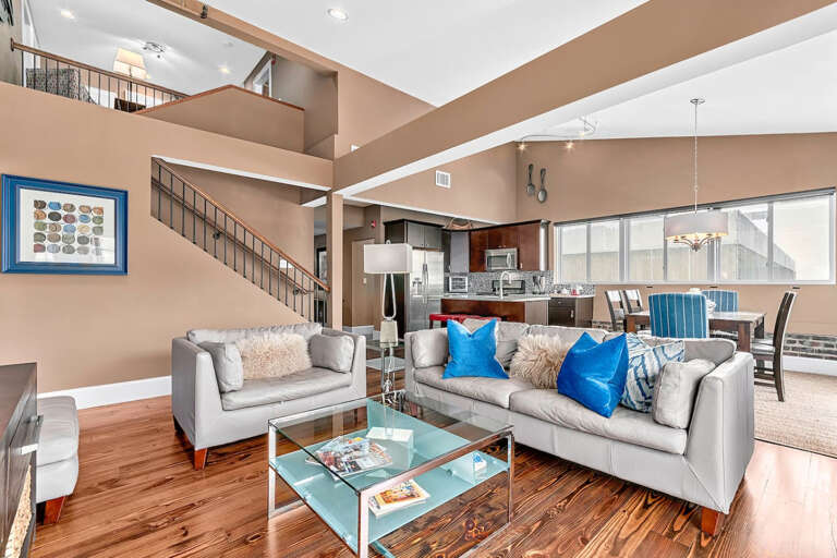 Large 3 Bedroom 40 Foot Terrace Large 3 Bedroom 40 Foot Terrace