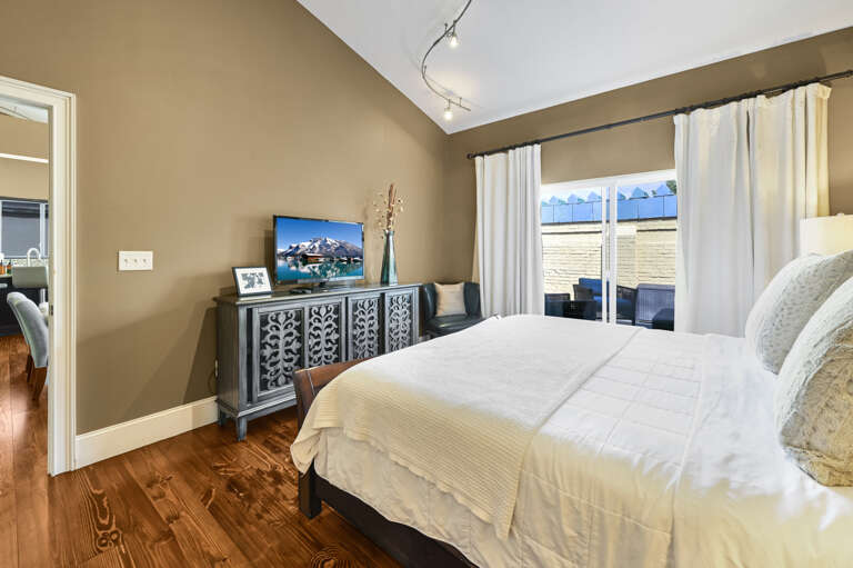 Interior 56 Patton Ave Unit402-114.jpg