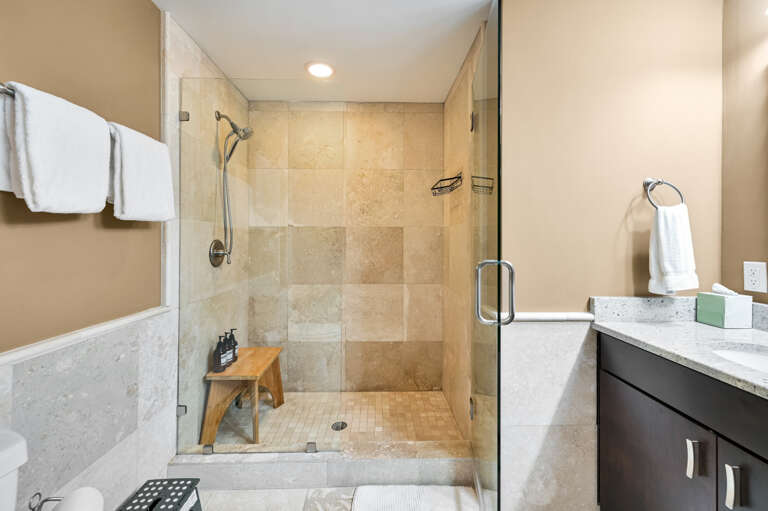 Interior 56 Patton Ave Unit402-120.jpg