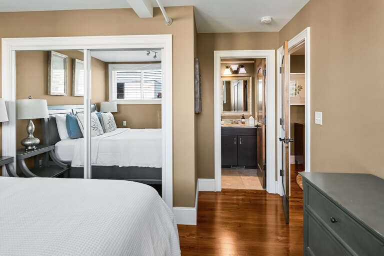 Interior 56 Patton Ave Unit402-135.jpg