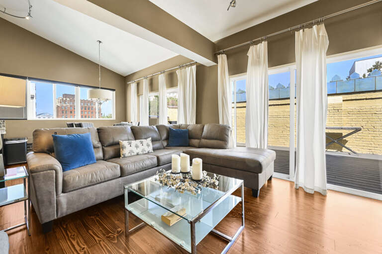 Interior 56 Patton Ave Unit402-111.jpg