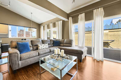 Interior 56 Patton Ave Unit402-111.jpg