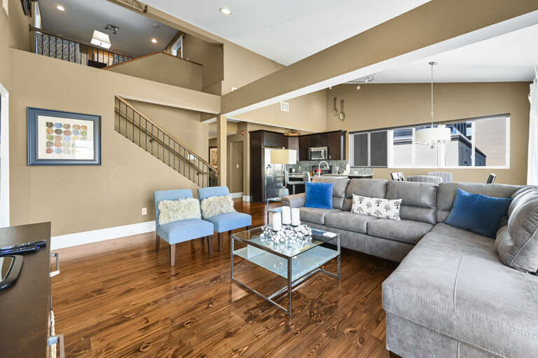 Interior 56 Patton Ave Unit402-110.jpg