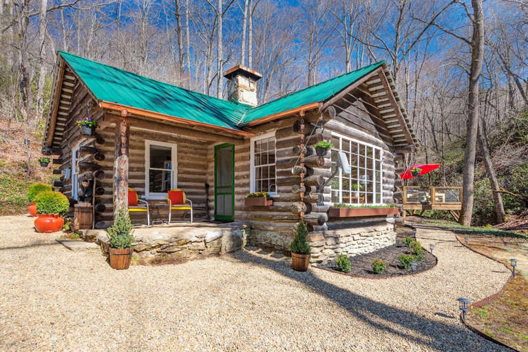 Historic Glenna Cabin Historic Glenna Cabin