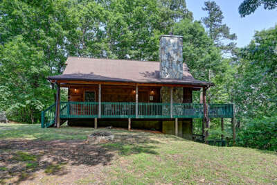 Lake Lure Lodge in the Trees Sleeps Eight